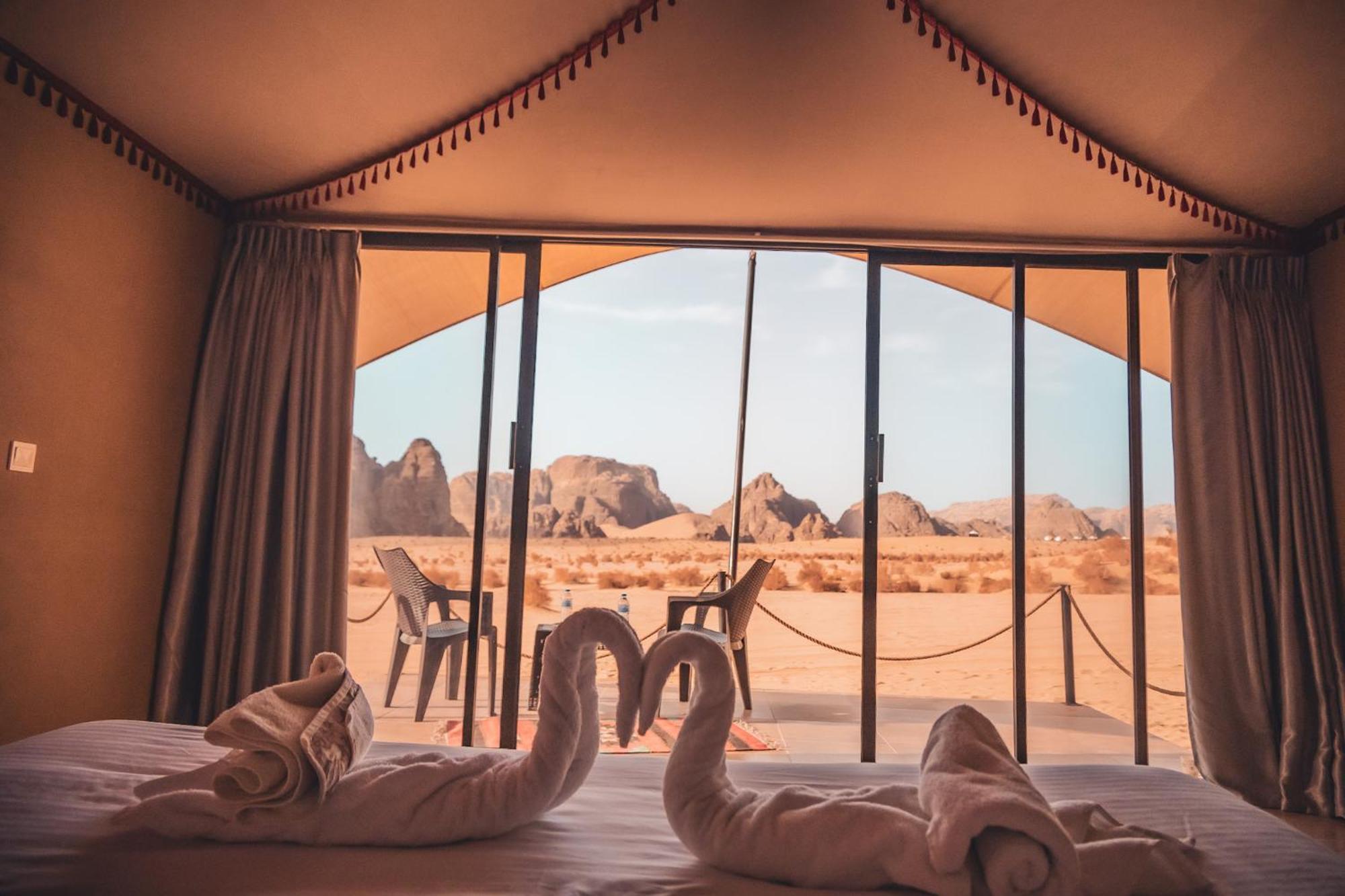 Wadi Rum Mirror Camp ภายนอก รูปภาพ
